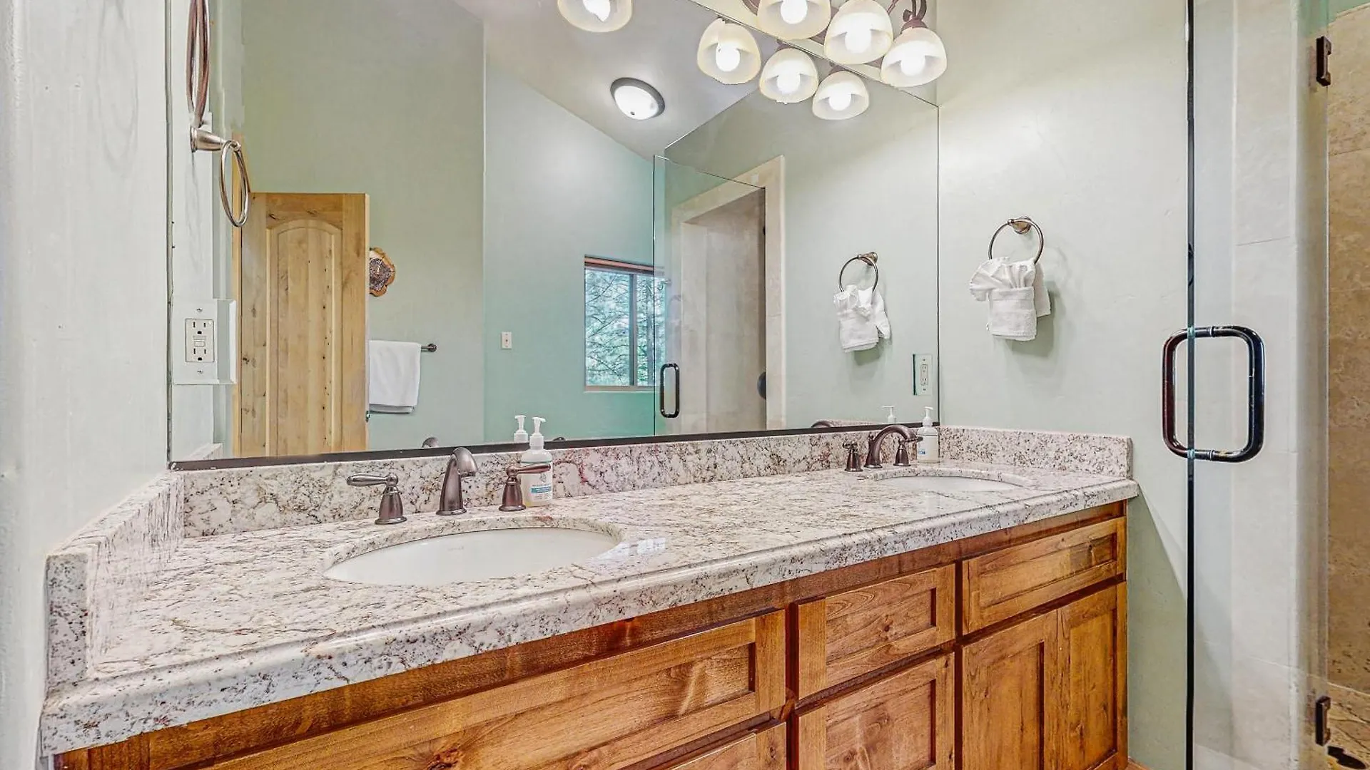 Villa Elegant Pine South Lake Tahoe Ferienhaus