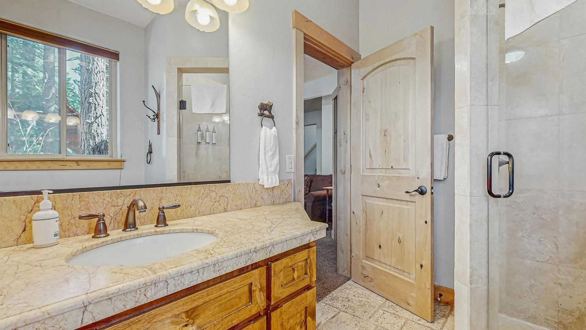 Villa Elegant Pine South Lake Tahoe Ferienhaus